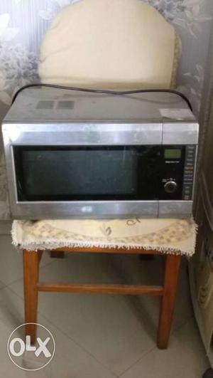 LG 20 liter Microwave Oven with gril