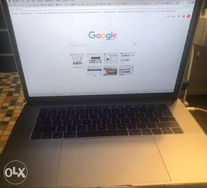 Macbook pro touch bar 