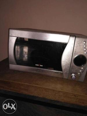 PRICE CUT!!! Silver Microwave Oven