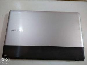Samsung laptop good condition.