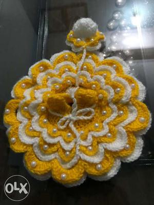 Scalloped Yellow And White Knitted kid cap laddu gopal dress