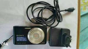 Sony cyber shot camera in best condition. 14.1 MP