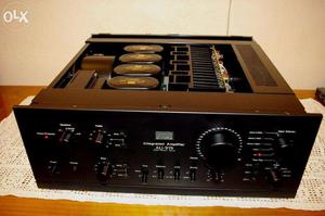 Vintage Amplifier Upgrade and Service Center in delhi