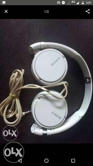 White Sony Headphone Screenshot