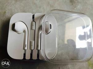 Brand new iPhone 6s earphone just 7 days old in