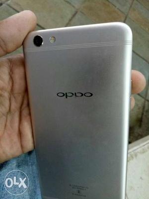 I am using oppo f3+, mobile is the very best