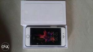 I phone 6 gold 16gb with box and charger