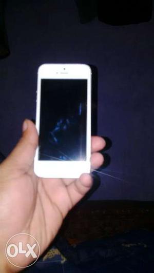 I want cell my iphone 5 silver colour good