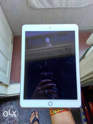 IPad Air 2, Scrathless screen and body,WiFi+Cellular 4G,