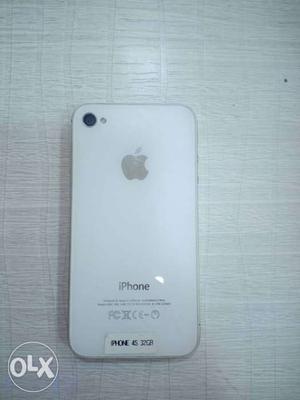 IPhone 4 S 32 GB Mind blowing condition and super