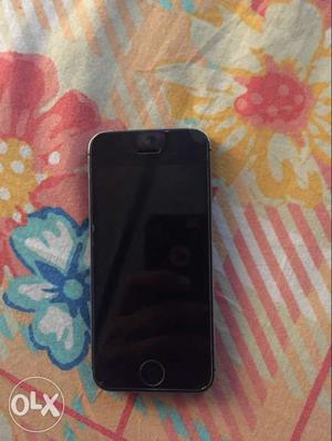 Iphone 5 64gb black very good condition