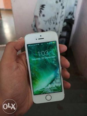 Iphone 5s gold colour 16gb with ios 11 updated