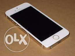 Iphone 5s (white and gold) in brand new condition