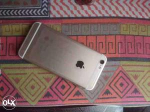 Ipn 6 16gb gold in awsm condition like new