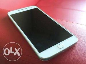 Moto g4 plus with the perfect condition and 1