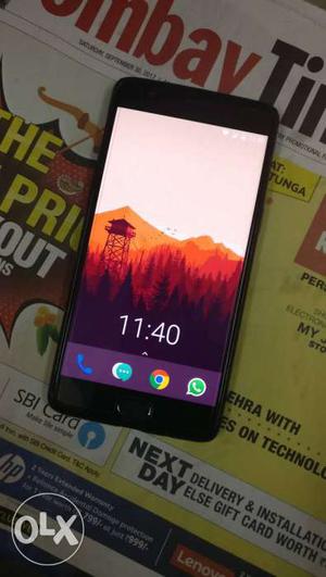 OnePlus 3 in immaculate condition with warranty