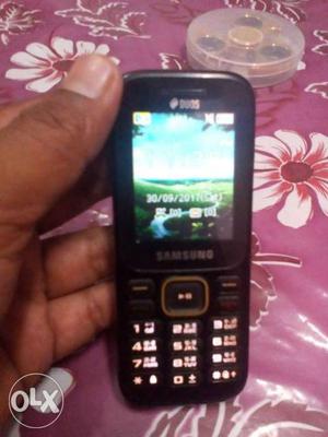 Samsung B310 with charger