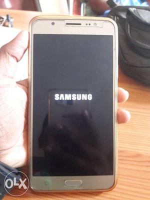 Samsung Galaxy J Gold 16GB