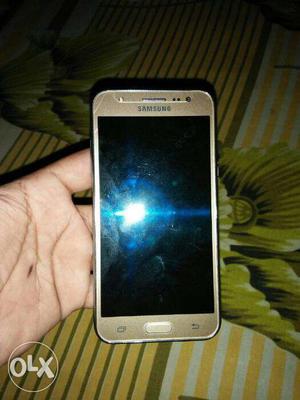 Samsung galaxy j5 gold in excellent condition
