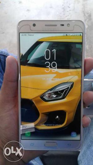 Samsung j7max Only one week us urjent sell dabba