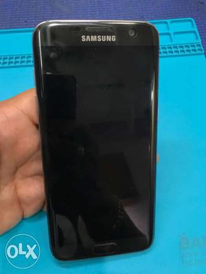 Samsung s7 edge good condition with org. Charger