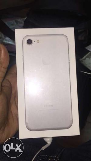 Urgent sale My iPhone 7 32gb sliver color new