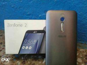ZenFone 2 silver,2gb ram and 16 internal,with