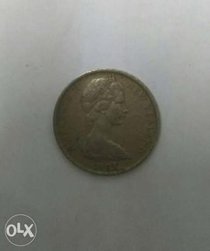 5 Cent issued by Queen Elizabeth in %