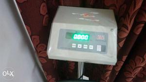 Digital weighing Scale very good condition 100kg