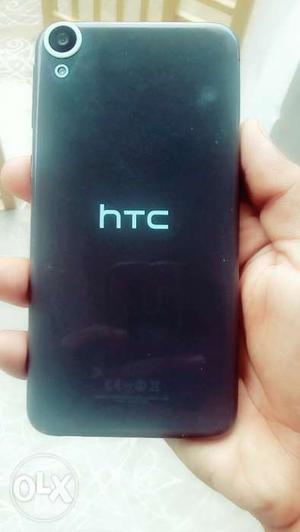 HTC Desire 820 dual sim 4g with original charger