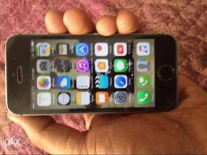 IPhone 5s 32gb black with box n bill,charger n