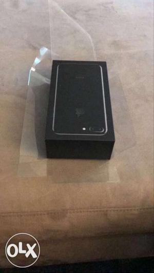 IPhone 7 Plus 256 GB Jet Black like brand new -