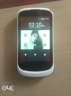 Karbonn k75 touchphone Very good condition