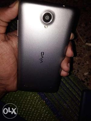Only 4 month used very good condition 4g 16 GB