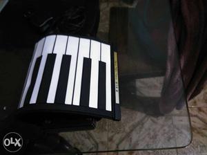 Rollable 5 octave keyboard from US- New