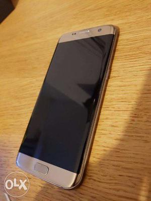 Samsung Galaxy S7 Edge Phone (GOLD) - PERFECT Condition