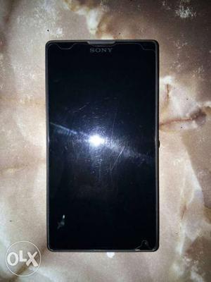 Sony xperia ZL One handed used & very good condition