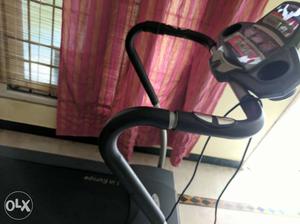 Tread mill + stabilizer - less used