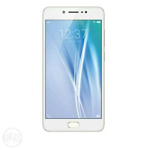 4 month old phone vivo v5 & very good condition & not
