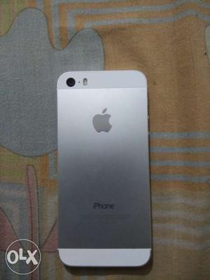 Apple iPhone 5s 16 gb.