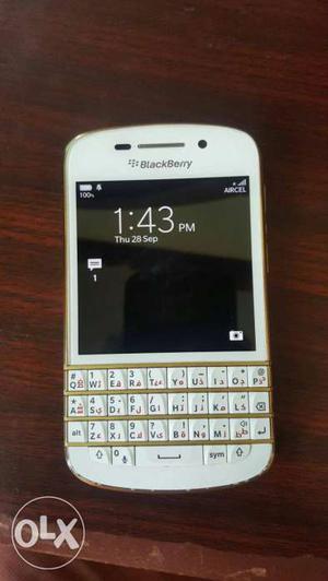 Blackberry q10 for sale or exchange in good