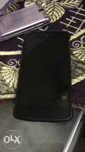 Google nexus 5 in a very good condition only