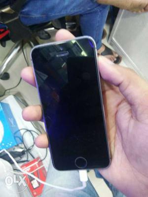 I phone 5s good condition with all acc