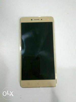 Lenovo K5 Note.. Less than 6 months old..in a