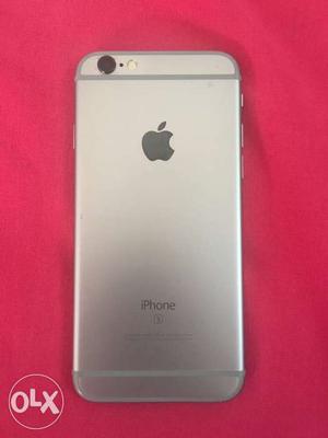 Selling my iPhone 6s 64gb with box earphones and