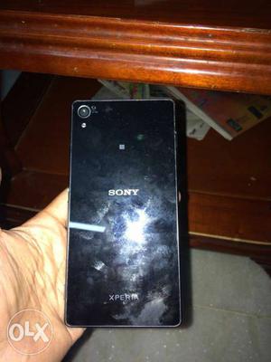 Sony z3...Mobile in good condition Inbox me for