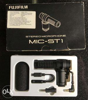 Fujifilm Mic St1