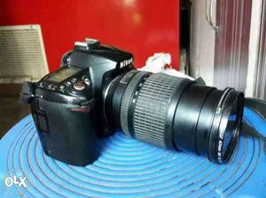 Nikon D90 DSLR cemra very good condition