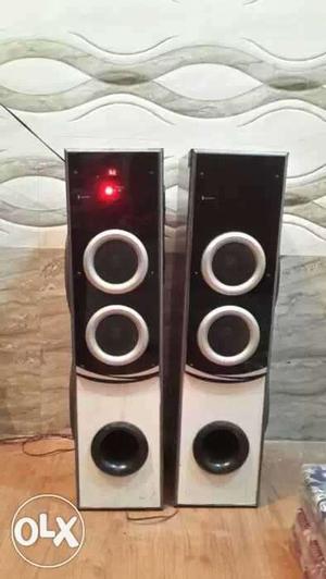 Xloud speakers. full base. i want to sell urgent