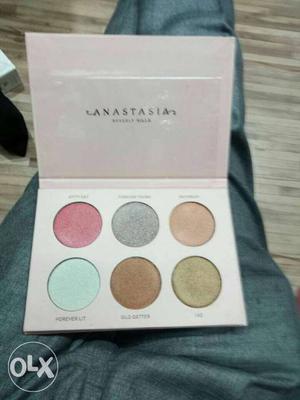Anastasia glow kit (USA brand) 100 % original